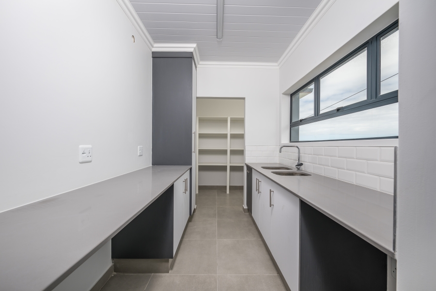 3 Bedroom Property for Sale in Dana Bay Western Cape